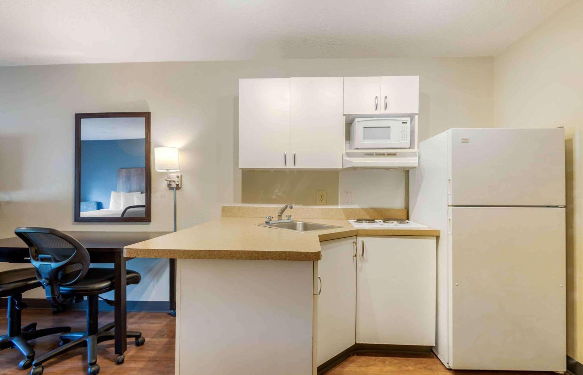 Extended Stay America Suites - Charlotte - University Place Eksteriør billede