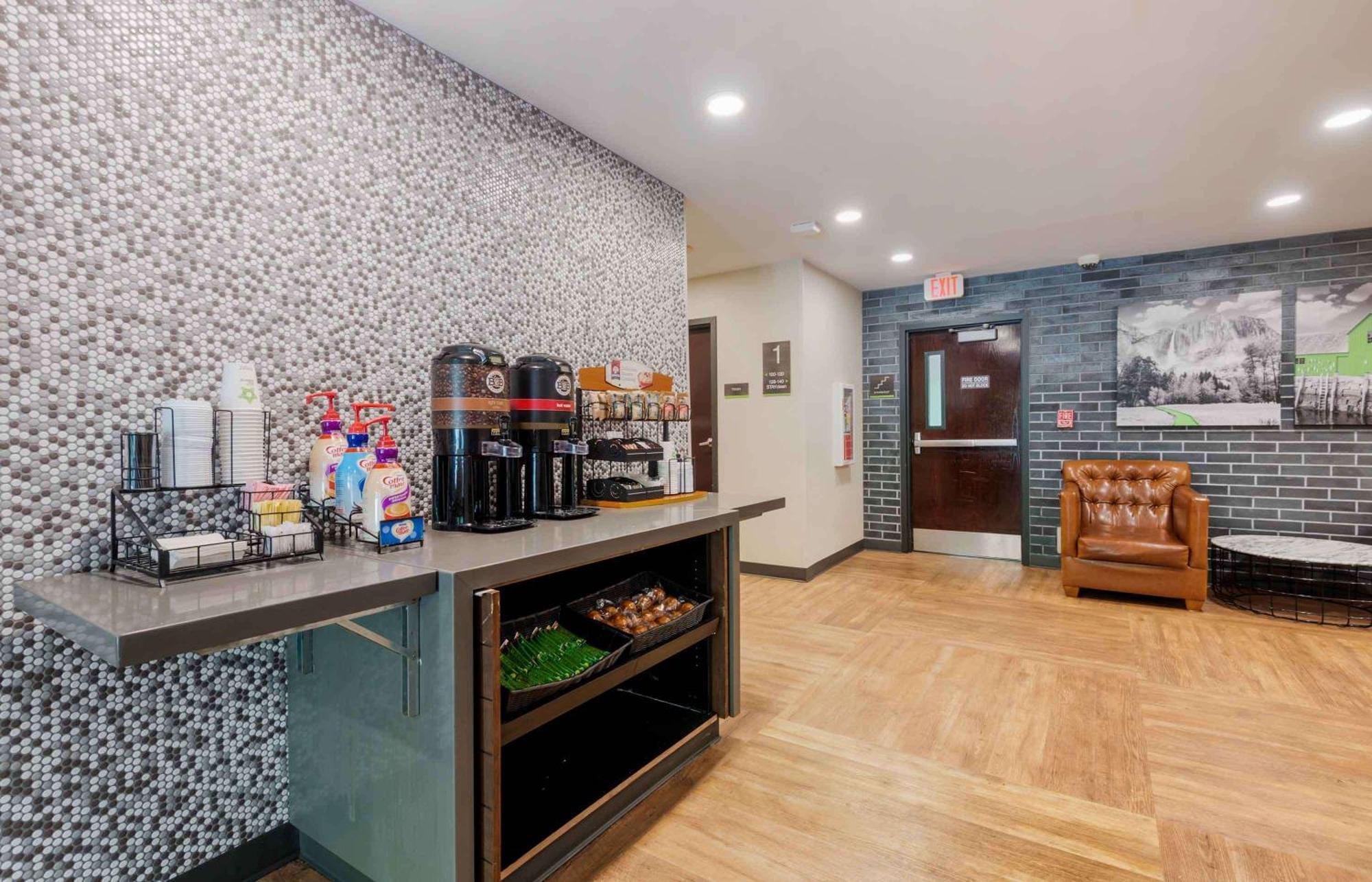 Extended Stay America Suites - Charlotte - University Place Eksteriør billede