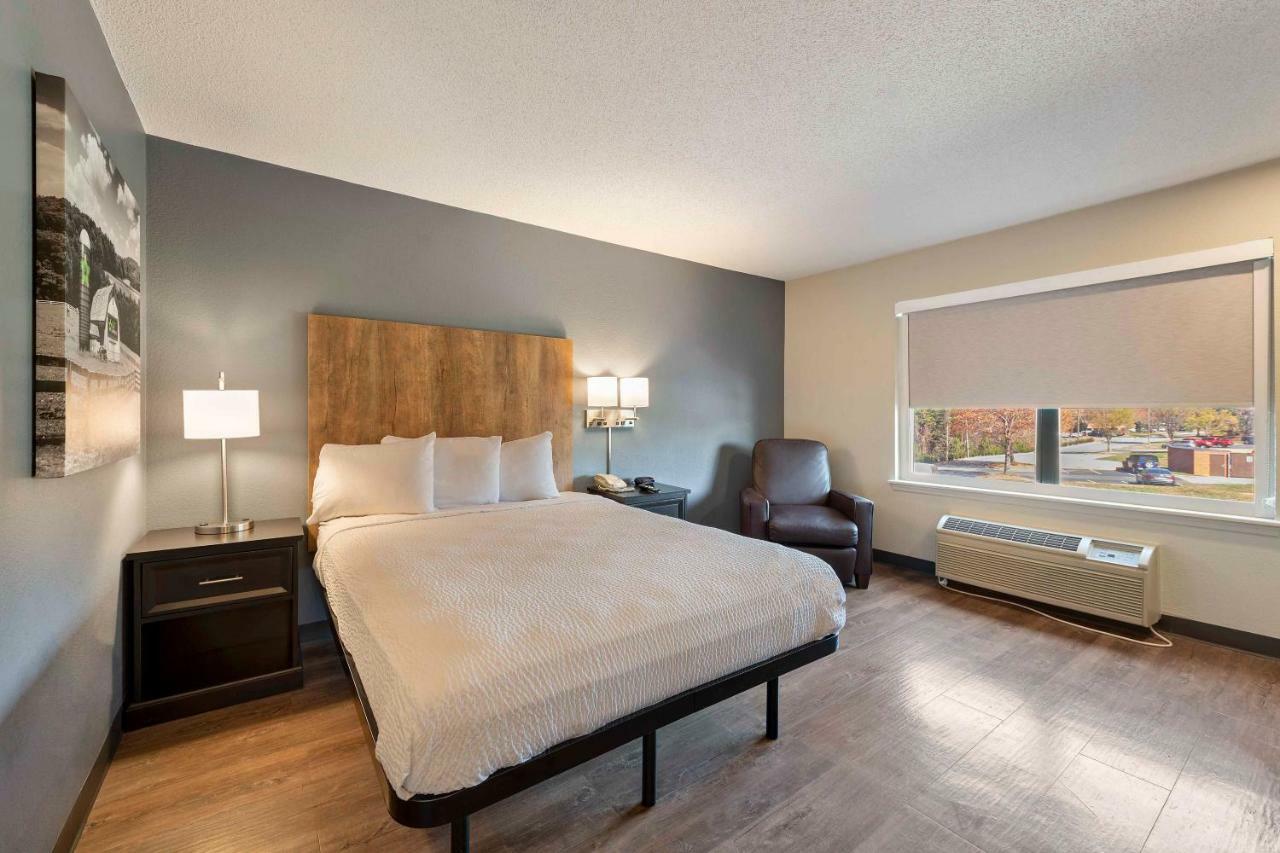 Extended Stay America Suites - Charlotte - University Place Eksteriør billede