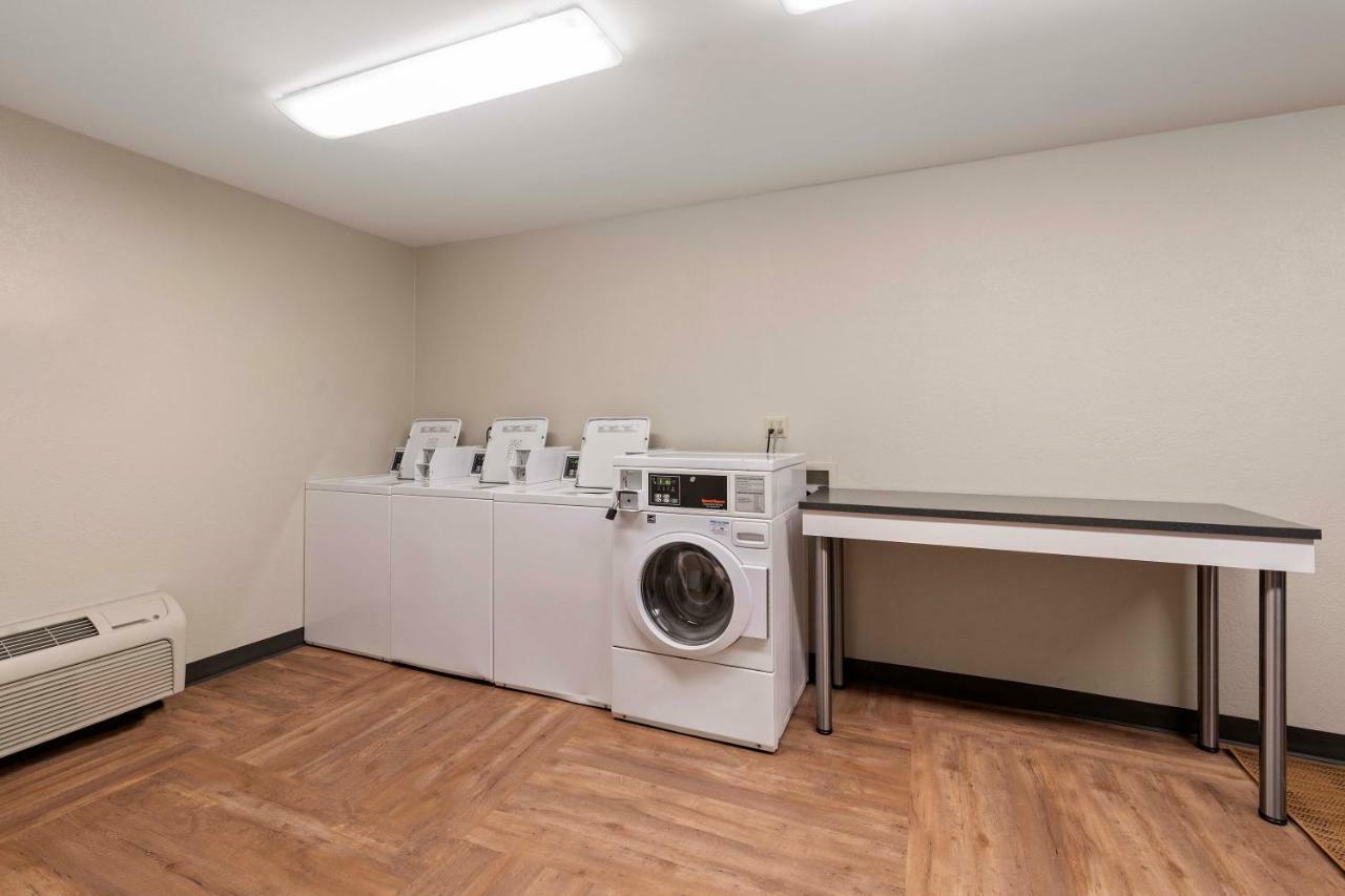 Extended Stay America Suites - Charlotte - University Place Eksteriør billede